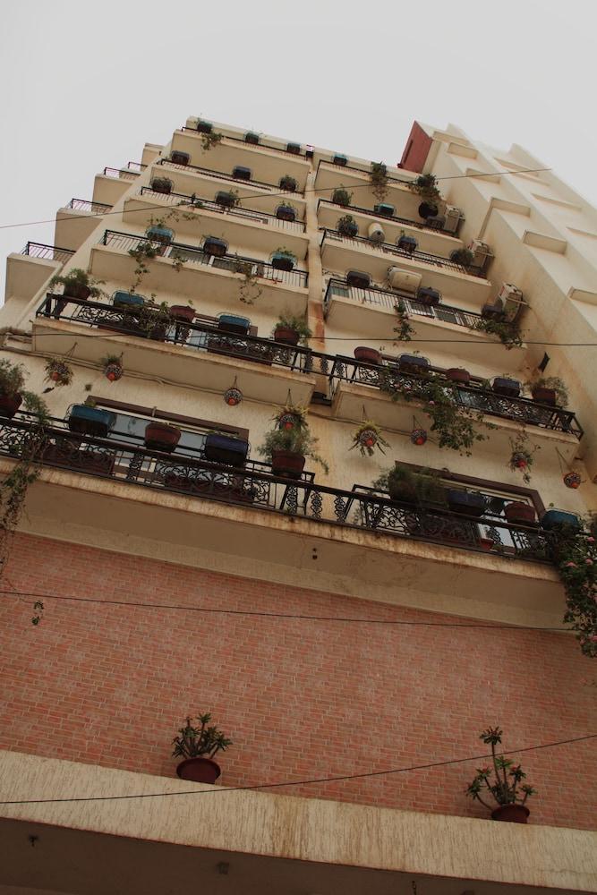 فندق أجنحة أوركيد بنغالور المظهر الخارجي الصورة